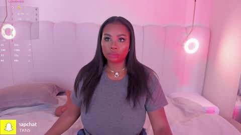 Darlis  online show from November 14, 8:09 pm