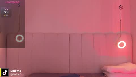 Darlis  online show from January 16, 7:10 pm