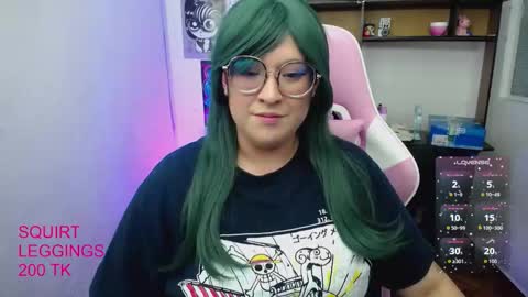 Snapshot of _jadee_p_ chatting on October 18, 4:04 am _jadee_p_ online show from October 18, 4:04 am