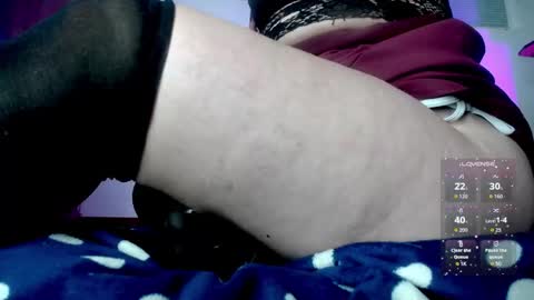 Snapshot of _jadee_p_ chatting on October 9, 2:48 am _jadee_p_ online show from October 9, 2:48 am