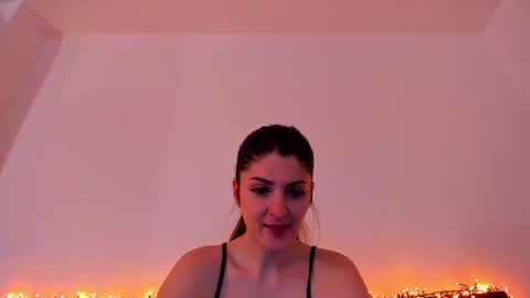 _just_a_simple_girl online show from February 21, 12:06 pm