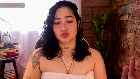 Snapshot of _kat_1 chatting on September 13, 7:33 pm     online show from September 13, 7:33 pm