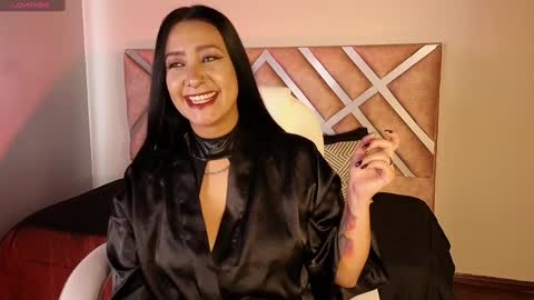 kelly online show from February 4, 12:44 pm