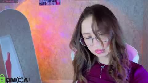 Kiki online show from March 2, 9:27 am