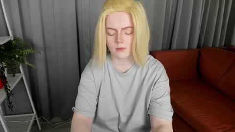 Li online show from September 18, 9:13 pm