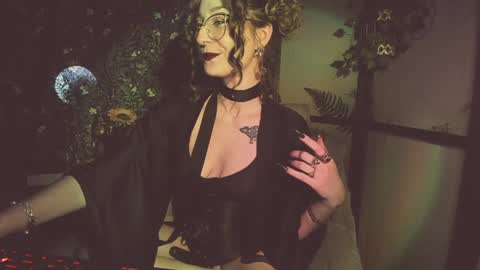 Lady Luna online show from January 17, 12:20 am