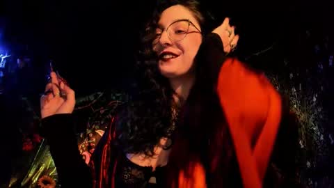 Lady Luna online show from December 16, 12:05 am