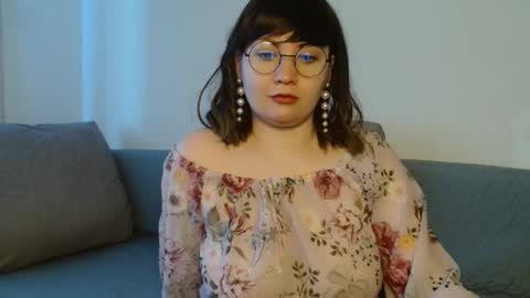 Snapshot of _lalilu_ chatting on December 16, 9:46 am _lalilu_ online show from December 16, 9:46 am