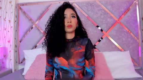 Lanna  online show from January 23, 2:17 pm