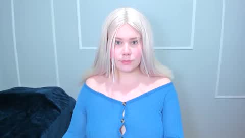 leana online show from November 26, 2:18 pm