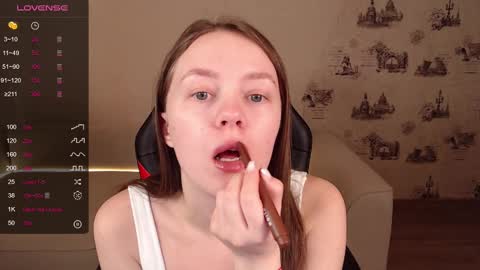 Snapshot of _little_sunshine_ chatting on March 1, 3:32 am  My name is lina Lush is activePrivate is Open online show from March 1, 3:32 am