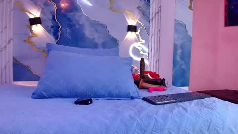 Lorrayne online show from October 22, 12:32 pm