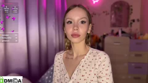 Snapshot of _love_me_again chatting on October 8, 12:37 am Katie online show from October 8, 12:37 am