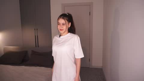 Luna online show from February 20, 6:42 pm