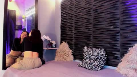 _lustyles_ online show from November 11, 5:03 am