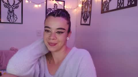 Marce  online show from February 8, 1:00 am