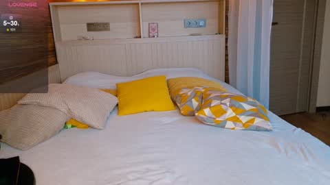 _mari_ online show from November 1, 8:29 am