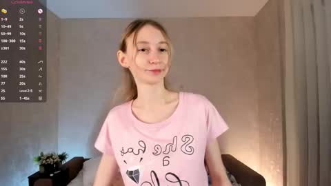  Gwen  online show from November 1, 4:16 am