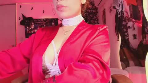 Snapshot of _megan_akbar chatting on October 18, 11:50 pm Marce  online show from October 18, 11:50 pm