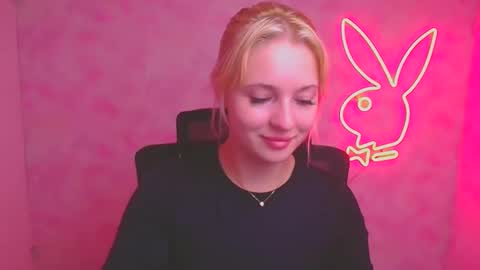 Melanie online show from September 20, 11:19 am