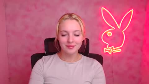 Melanie online show from October 9, 12:09 pm