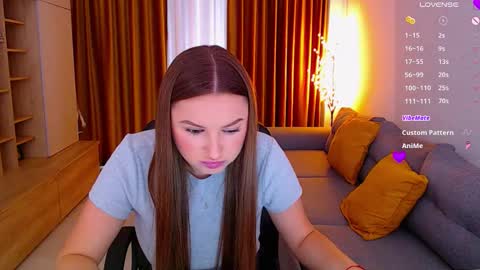 Mia online show from November 24, 10:50 am