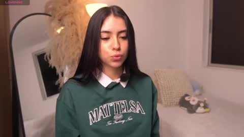 Vale online show from March 4, 1:23 am