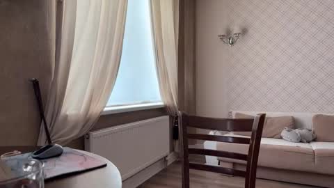 Snapshot of _morpho_ chatting on September 18, 10:36 am Francine Aisi Morpho - a genus of blue butterflies. online show from September 18, 10:36 am