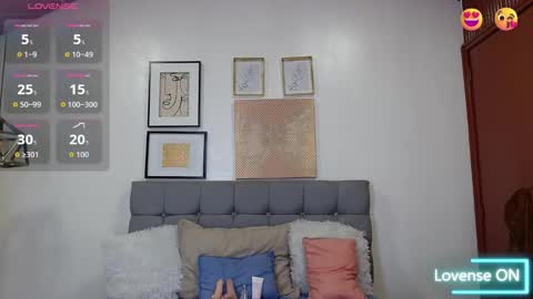 _naomi_s online show from February 6, 1:47 pm