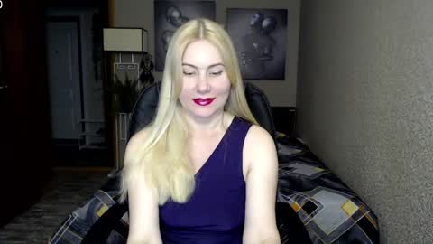 Donella    online show from February 19, 2:34 pm