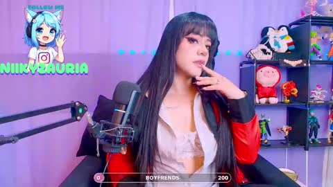 niiky online show from November 5, 10:09 am