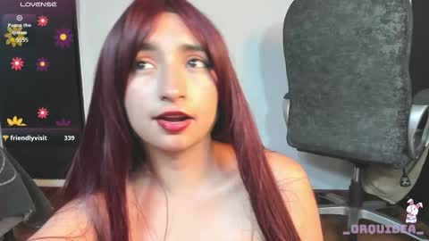 Orquidea  online show from January 10, 2:22 pm