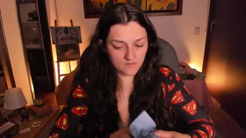 Snapshot of _peach__ chatting on February 23, 12:58 am violeta ig  online show from February 23, 12:58 am