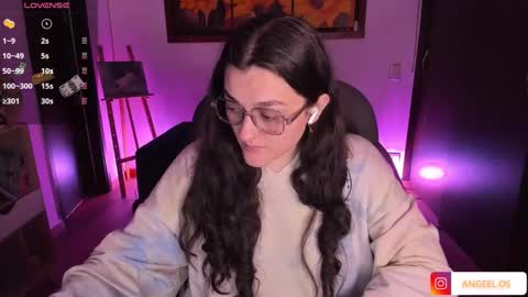 Snapshot of _peach__ chatting on January 20, 4:10 am violeta ig  online show from January 20, 4:10 am