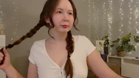 Snapshot of _rosie_cheeks_ chatting on February 22, 6:59 pm See you  online show from February 22, 6:59 pm