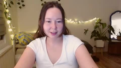 Snapshot of _rosie_cheeks_ chatting on October 7, 6:34 pm See you  online show from October 7, 6:34 pm