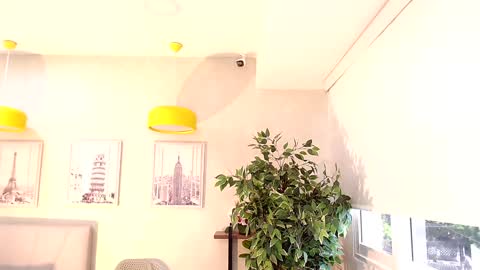 Sassy Girl online show from December 21, 5:39 pm