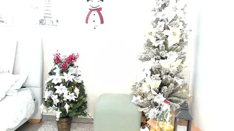 Sassy Girl online show from December 26, 6:33 pm