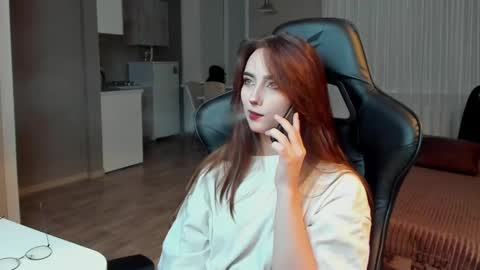 _silverdream online show from February 13, 9:28 pm