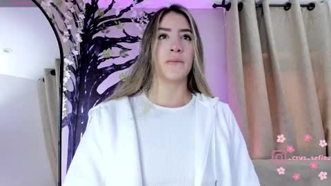    640  200   online show from February 1, 12:04 pm