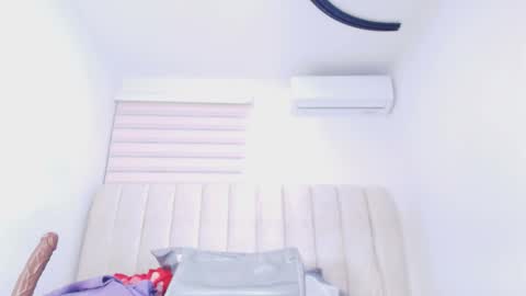 susy online show from February 9, 3:09 am