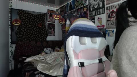 Succubowie  online show from October 10, 11:09 pm