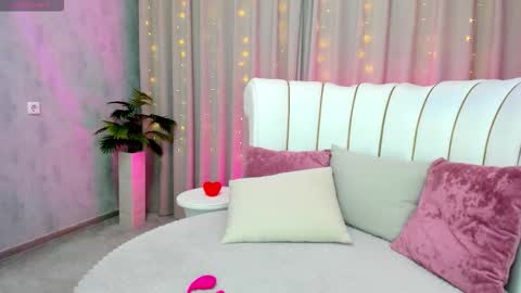  Sunpuddle online show from February 20, 12:53 am