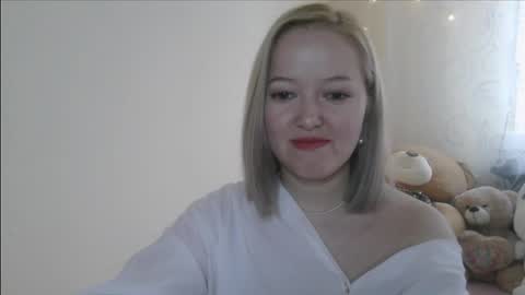 _sweet_smile_ online show from November 6, 8:20 am