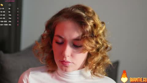 Snapshot of _taylor_swift chatting on October 26, 7:04 am Taylor online show from October 26, 7:04 am