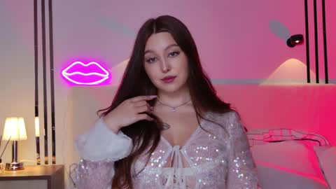 _tessa_may_ online show from November 20, 12:33 am