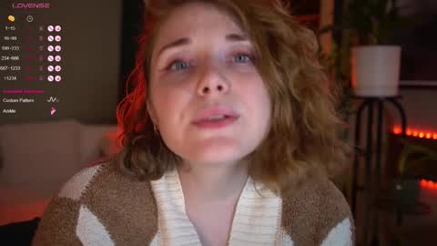 Evi online show from November 18, 9:49 pm