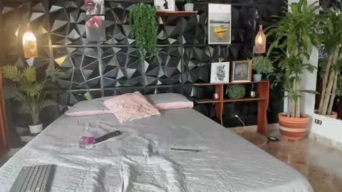 _valentina_69 online show from September 19, 3:44 pm