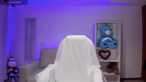 Luisa  online show from February 23, 4:46 am