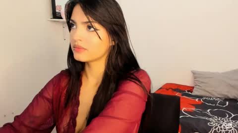 xiimena online show from December 11, 12:23 am